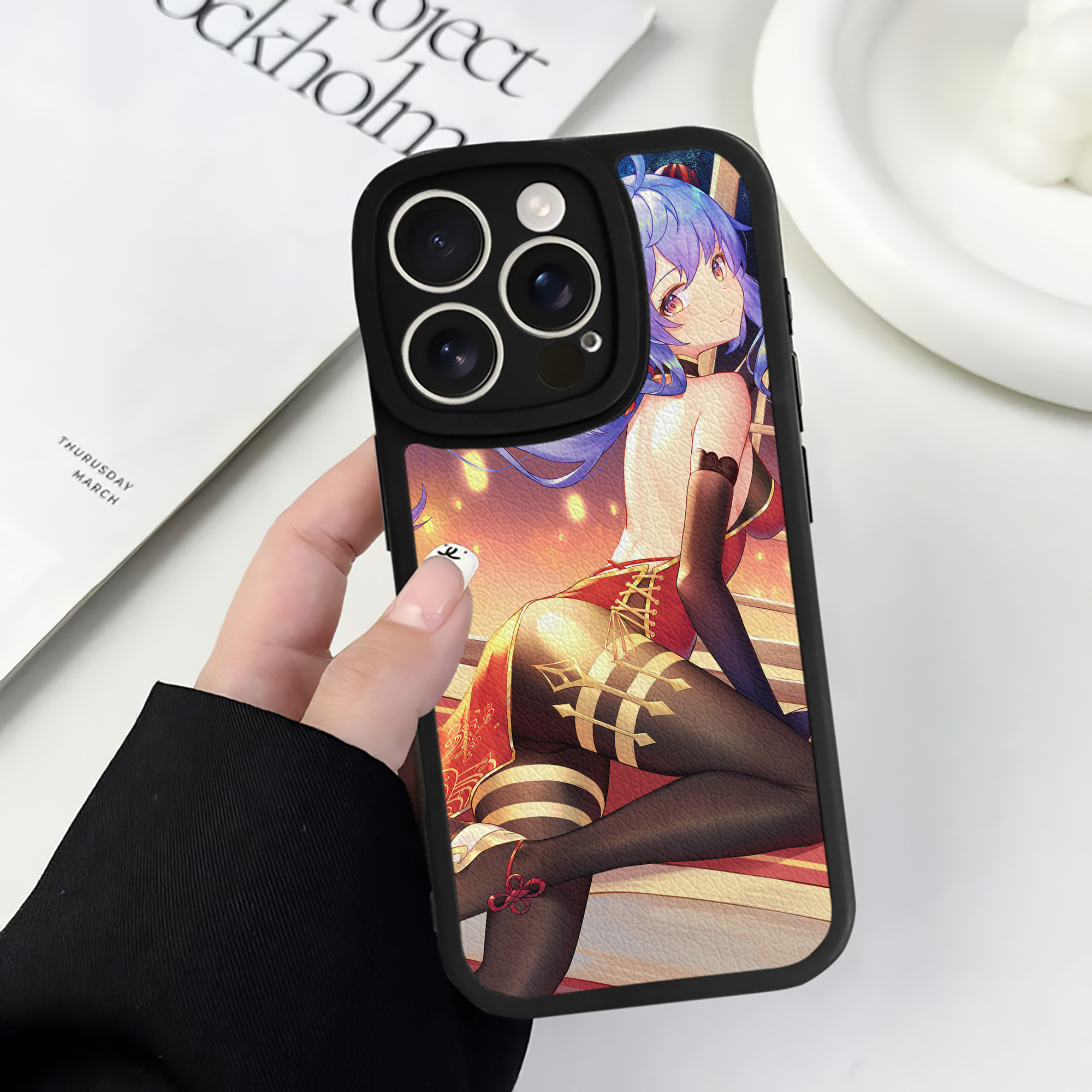 げんし神 genshin 【iPhone 16シリーズ対応】シリコンスマホケース（レザー調） 材質：シリコン